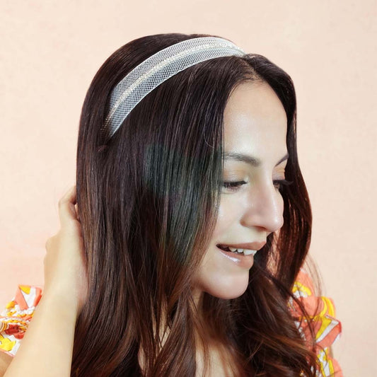 Fita de cabelo HDC x Emily in Paris com cristais em malha - Amarelo Pastel