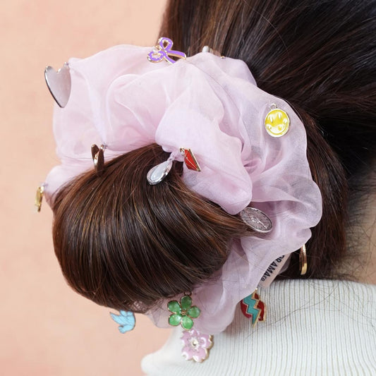Scrunchie em organza extragrande com pendentes - Rosa