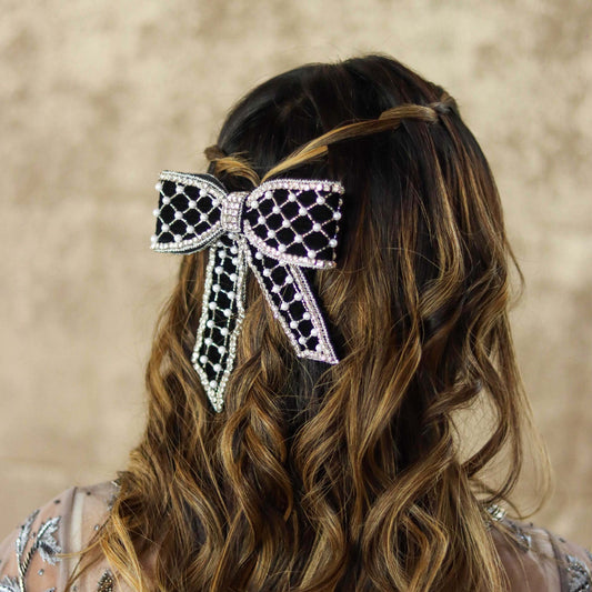 Presilha de cabelo com laço de veludo bordado - Preta