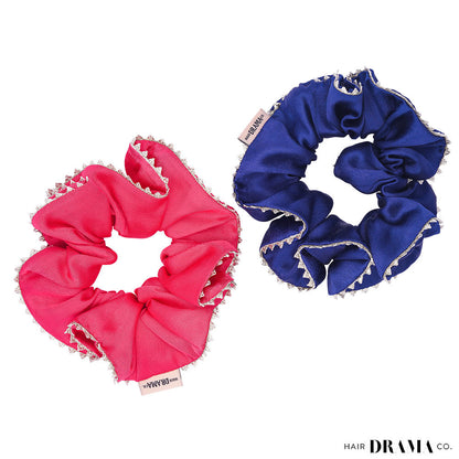 Conjunto de 2 scrunchies em cetim de seda com bordado Gota Patti - Azul e Rosa
