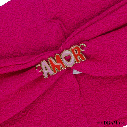 Fita de cabelo texturizada rosa escuro com pregadeira metálico Amor