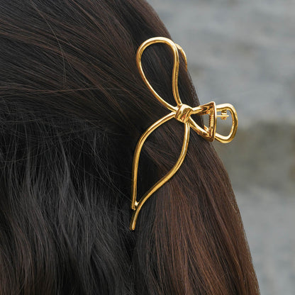 Bow-tiful Claw Clip - Gold