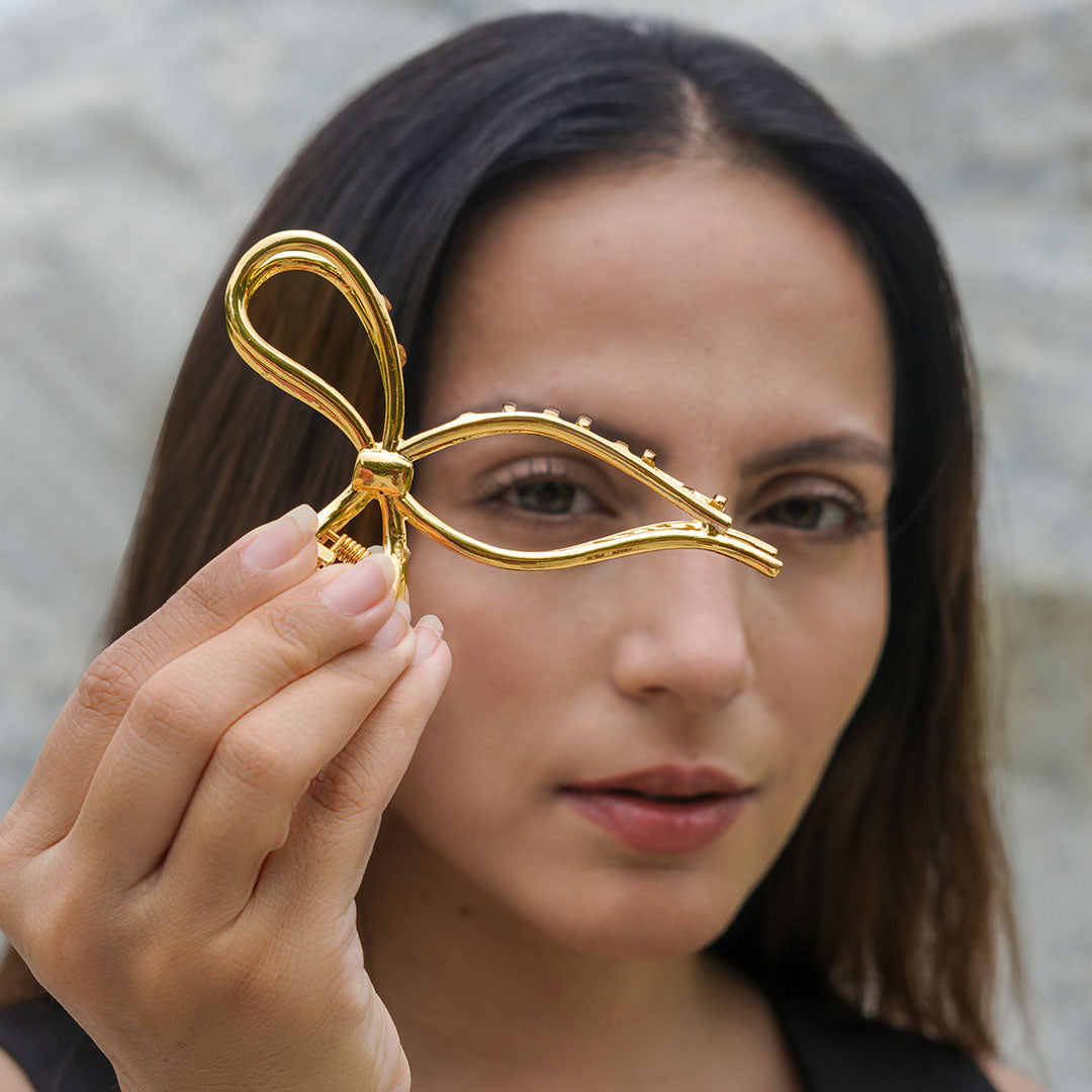Bow-tiful Claw Clip - Gold