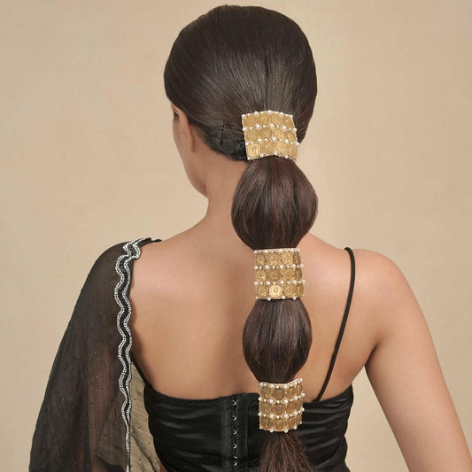 Presilha de cabelo com moedas decoradas - Dourado