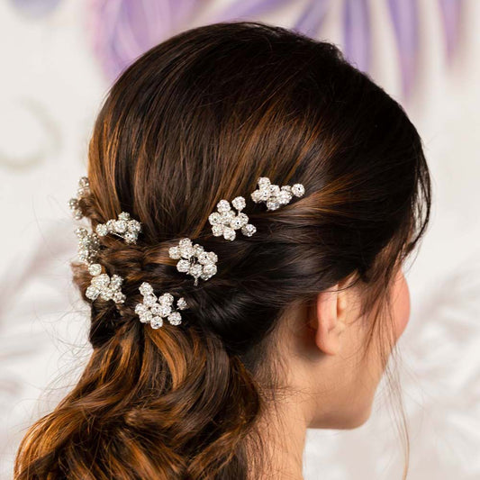 Conjunto de 4 pregadeiras em forma de U com pérolas decoradas - Prateados